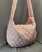Стильная и максимально вместительная женская сумка светло-розовая