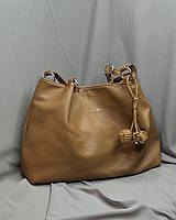 Модная женская сумка с брелком, большая стильная женская сумочка коричневая