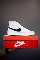 Женские кроссовки Nike Blazer Mid 77 зимние