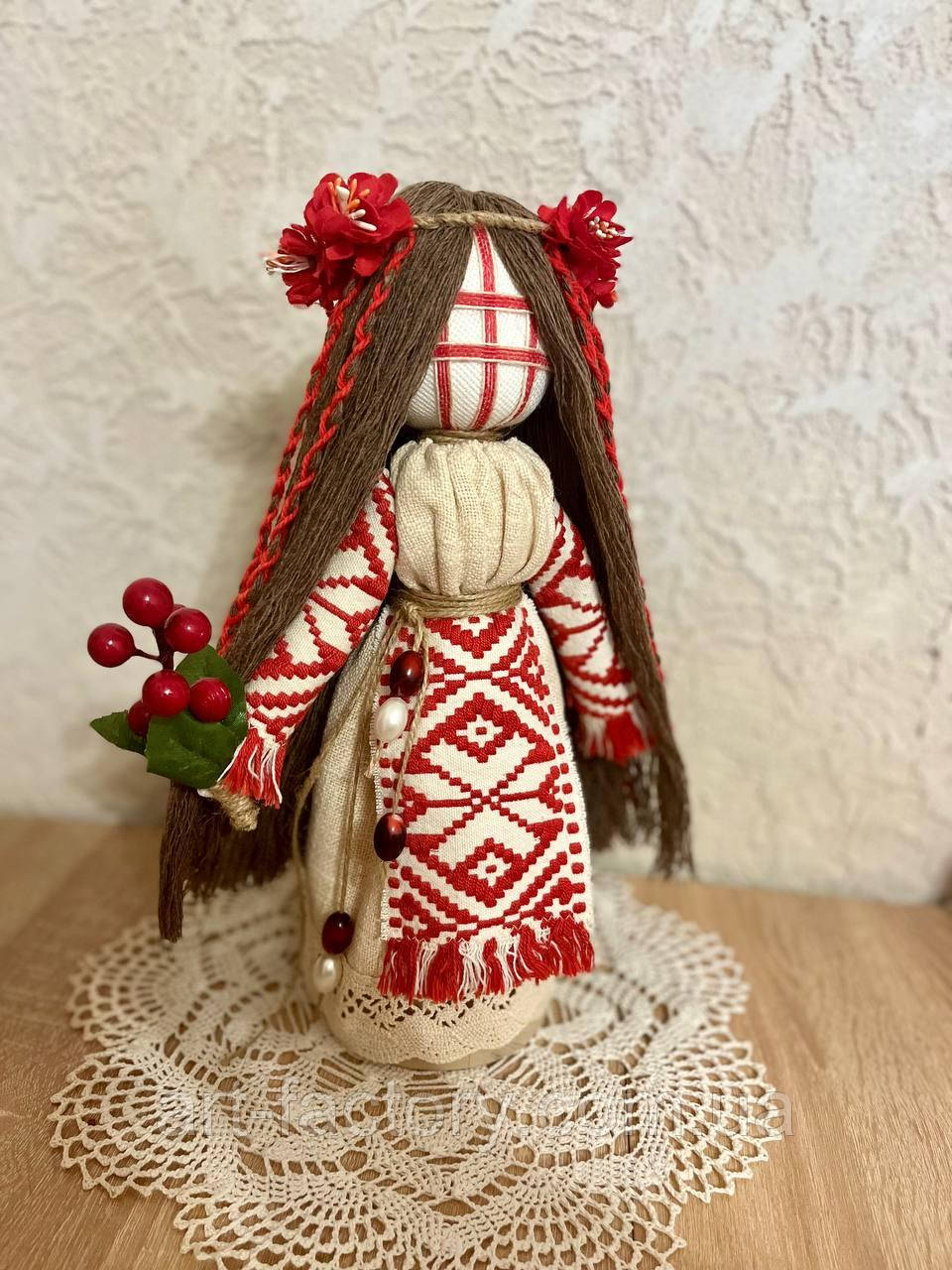 Авторська текстильна лялька для дівчаток ручної роботи інтер'єрна Мотанка червона 15 см