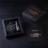 Ароматизатор в машину TOYOTA з темного дерева, подарунок чоловікові, фото 2