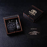 Ароматизатор в машину TOYOTA з темного дерева, подарунок чоловікові, фото 3