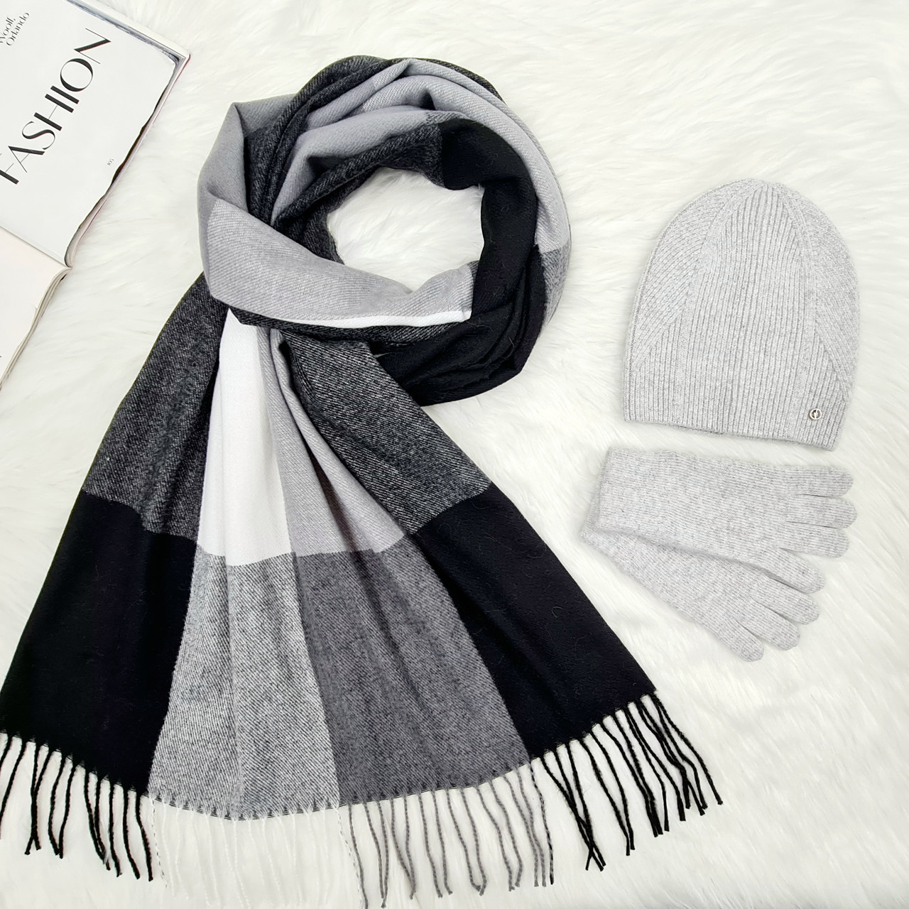 Комплект жіночий зимовий ангора з вовною (шапка+шарф+рукавички) ODYSSEY 56-58 см різнокольоровий 12236 - 1125 - 4001, фото 1