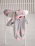 Дитячий утеплений комбінезон для новонароджених з шапкою велюр Зайка розмір 56 см Lari Сіро-рожевий
