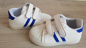 Дитячі білі кросівки для хлопчиків Розміри 28- 30