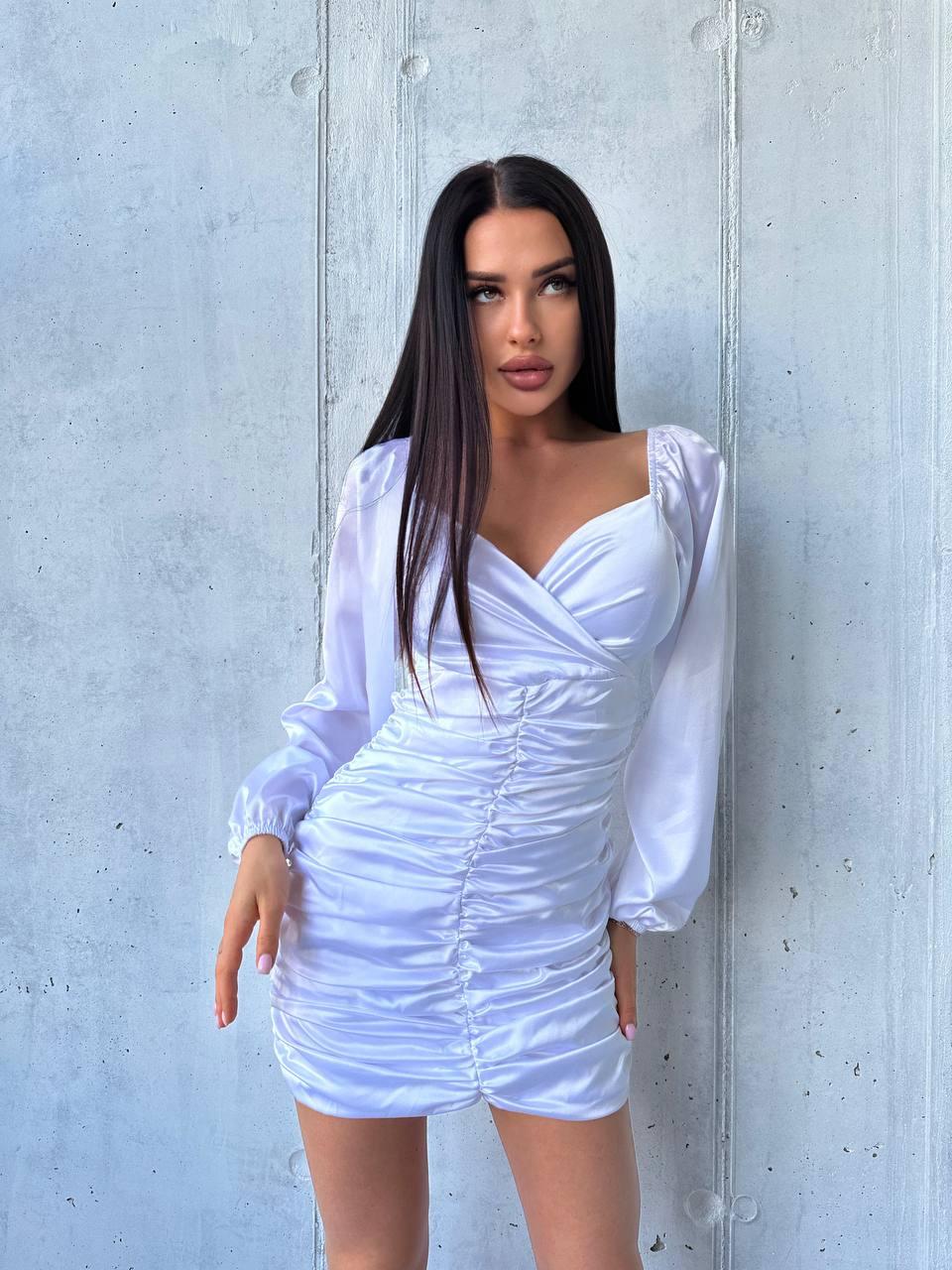 Вечірня біла розкішна сукня міні з драпіруванням та пишними рукавами, фото 1