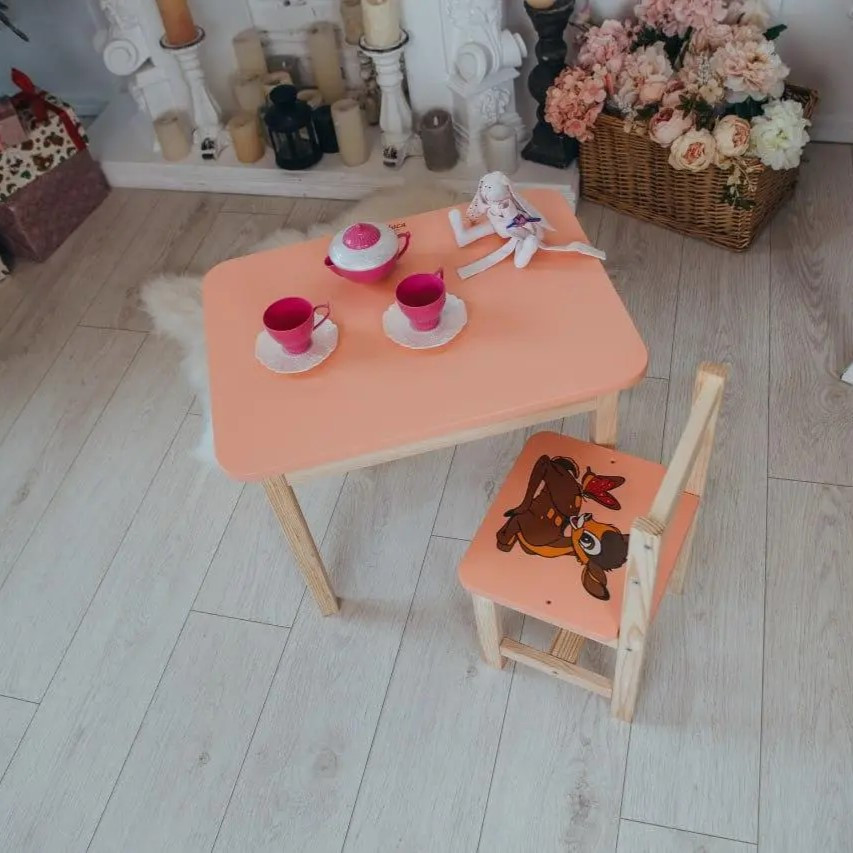 Для гри, навчання, малювання. Дитячий столик із шухлядою та рожевий стільчик