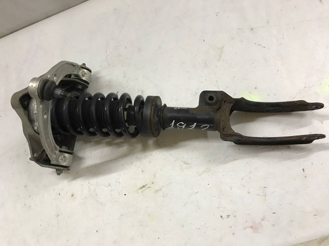 Стойка амортизатора в сборе с пружиной Audi Q7 2011 3.0L CJWC Перед ...