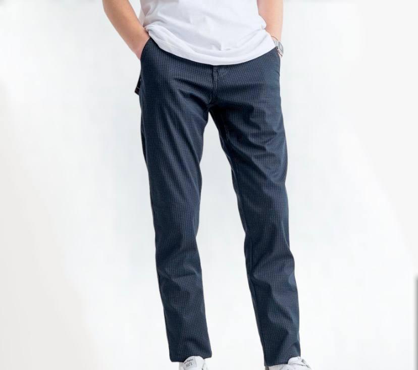 Стильні чоловічі штани якісні демісезонні, синій колір, 28-33