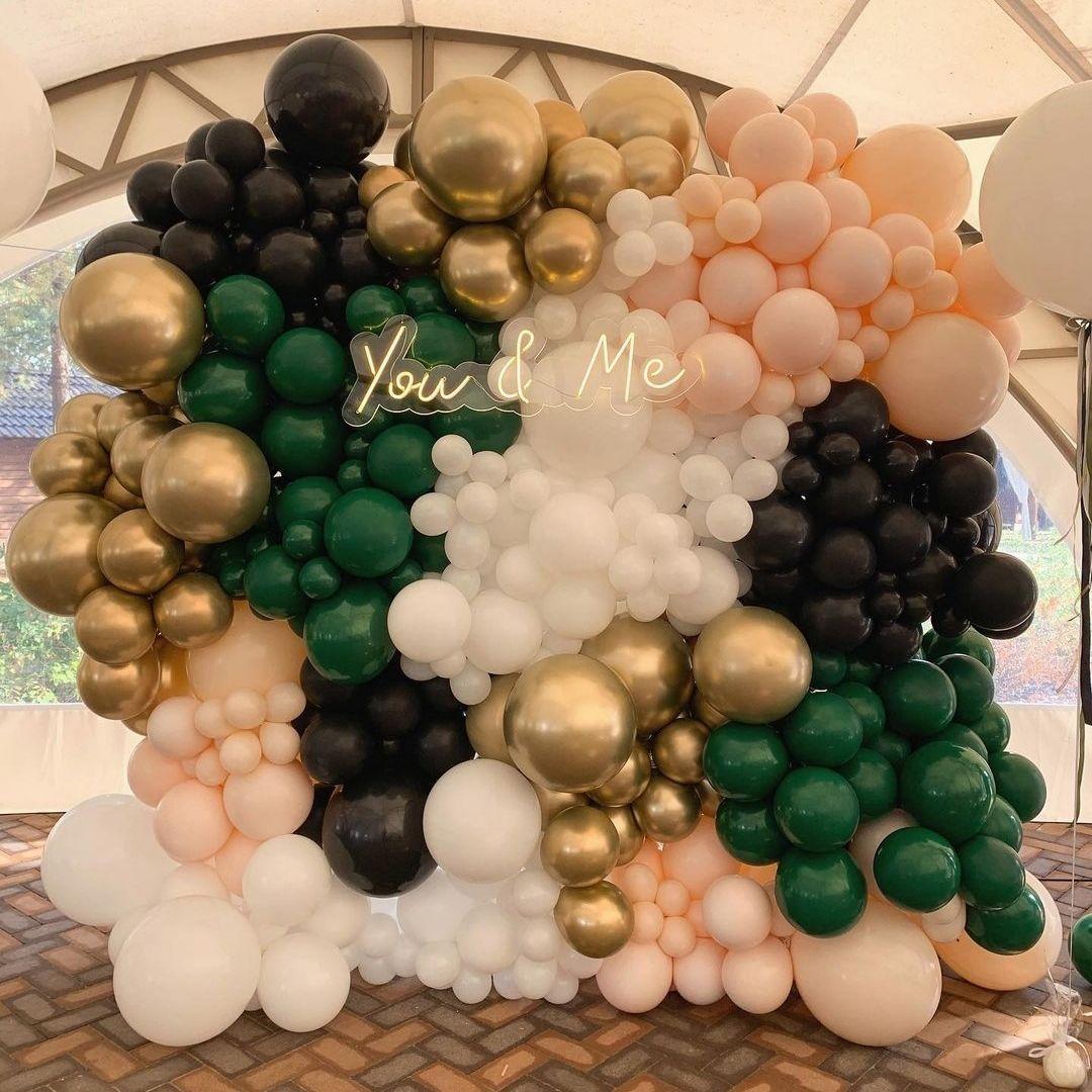 Стіна з кульок Романтика (321 кулька)