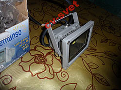 Світлодіодний прожектор 10 W 12 V 24 V LED біле світло 35х35 мл