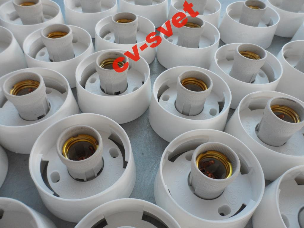 Патрон на основе косой/прямой белая под стекло НББ, фото 1