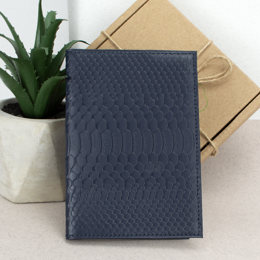 Обкладинка на паспорт шкіряна 07115 синій пітон, фото 1