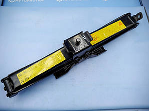 Домкрат  Land Rover Discovery 4 (2009-2017) KAJ500122