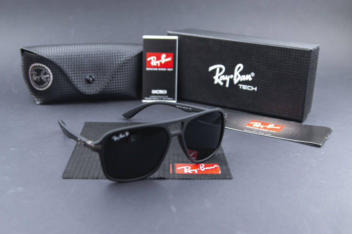 Сонцезахисні окуляри RAY BAN поляризаційні UV400 (арт. RB4184) чорні/чорна оправа, фото 1