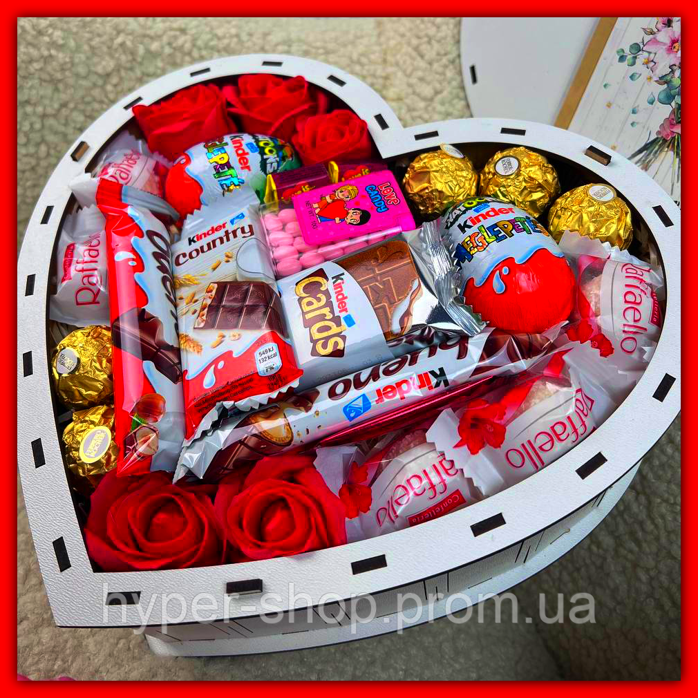 Подарочный сладкий бокс со сладостями для дочки на подарок, вкусные подарочные боксы с конфетами для детей - фото 1 - id-p2118245095