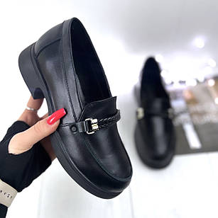 Туфлі лофери чорні шкіряні жіночі класичні