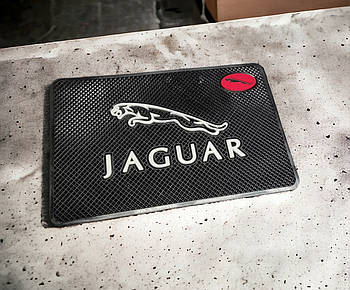 Антиковзаючий килимок на панель авто Jaguar, килимок на торпеду Ягуар