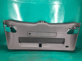 Обшивка кришки багажника AUDI Q5 08-16 CAEB 2.0T 2011 (б/у)