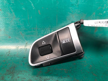 Кнопки на кермо AUDI Q5 08-16 CAEB 2.0T 2011 лев. (б/у)