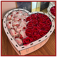 Подарок любимой девушке подарочный бокс Сладкое Романтическое Сердце, набор сладостей в коробке для женщин