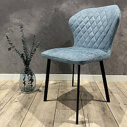 Сучасні стільці для вітальні Nadin блакитний велюр з чорними металевими ніжками