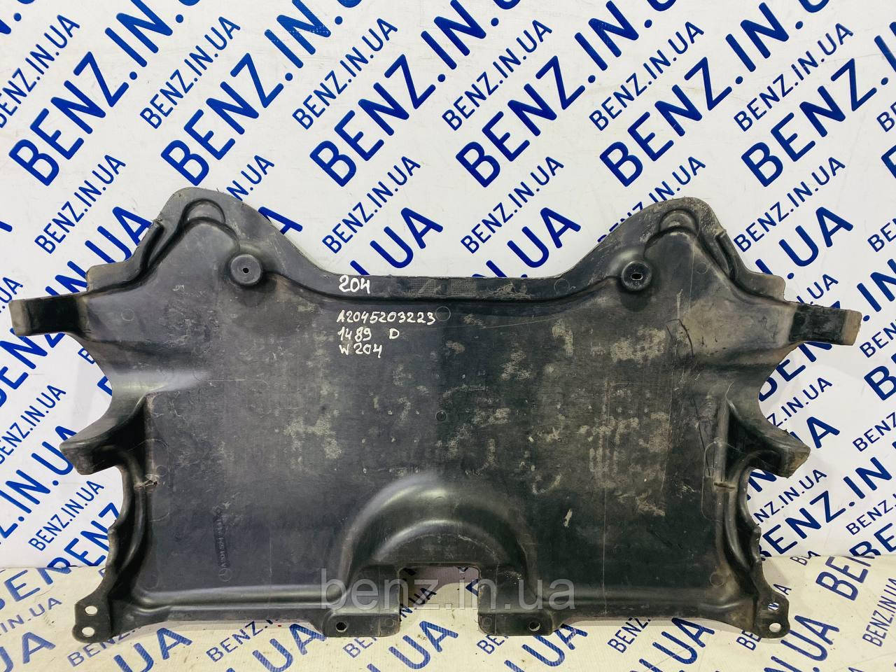 Захист двигуна середина Mercedes W204, W212, C207, S212 A2045203223