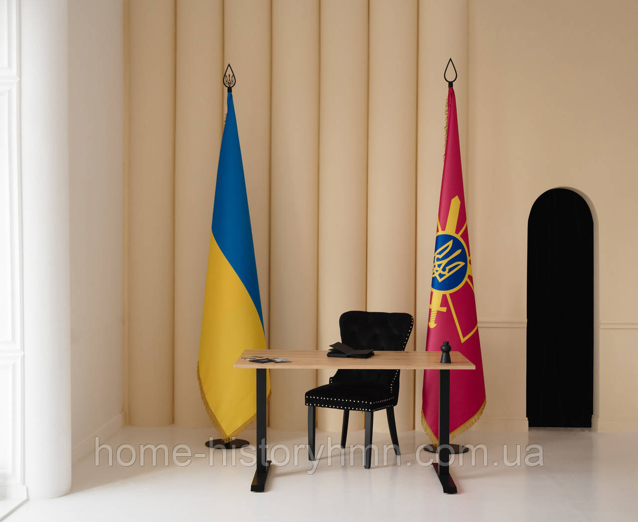 Набір для двох прапорів Україна ЗСУ, атласний прапор, тримач, держак 2.5 м, навершя Тризуб з краплею Крапля