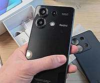 Бюджетний мобільний телефон Xiaomi Redmi Note 13 8/256 GB NFC, телефон чорного кольору з трьома камерами
