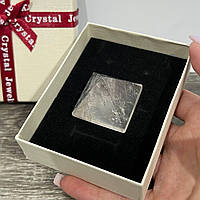Крупная пирамидка из натурального камня Горный хрусталь - оригинальный сувенир на подарок в коробочке