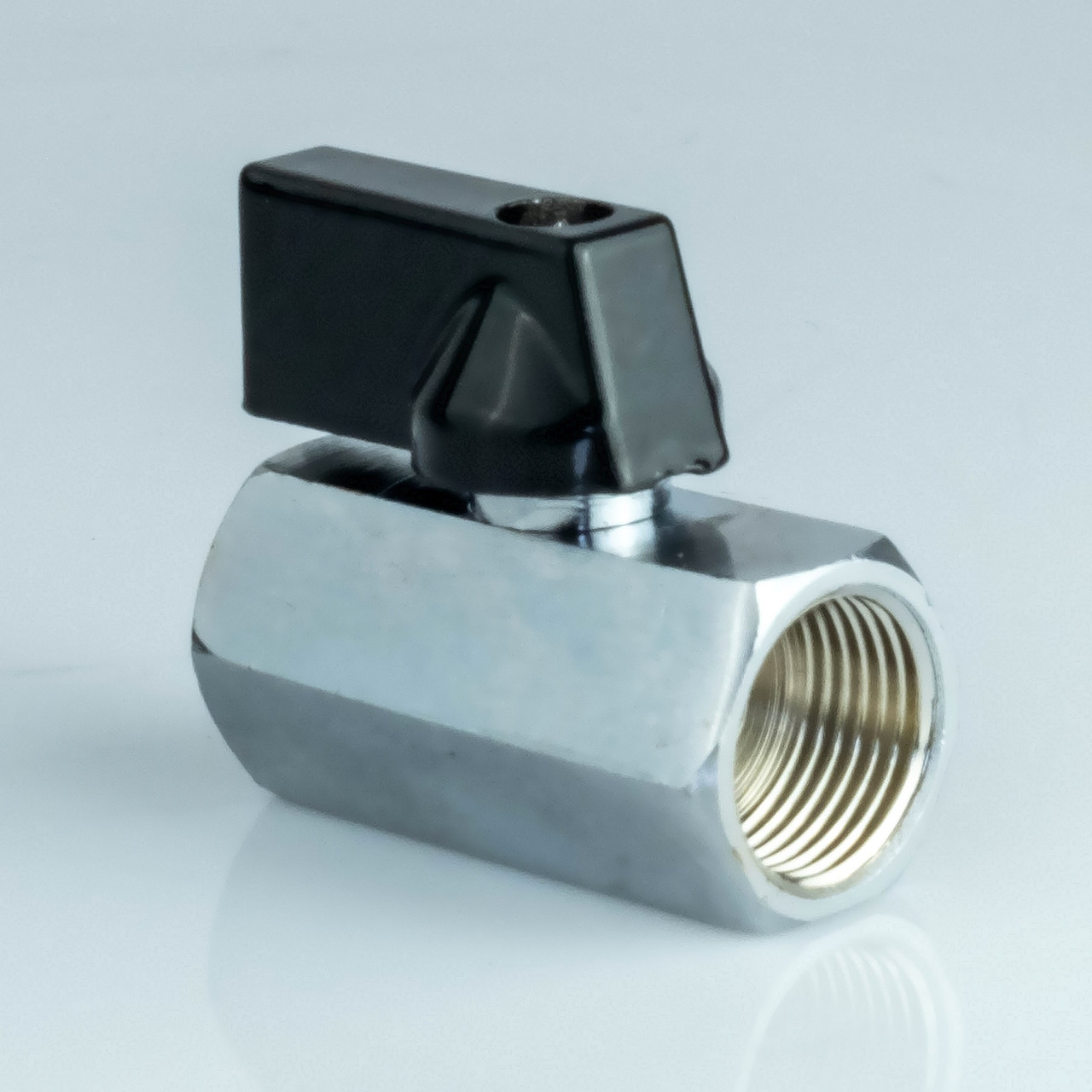 Кран A303/3 кульовий 2-ходовий 3/8"