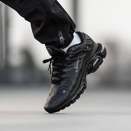 Чоловічі Кросівки Nike Air Max TN Plus x A Cold Wall Black / Найк Аїр Макс ТН Плюс Е Колд Уолл Чорні, фото 1
