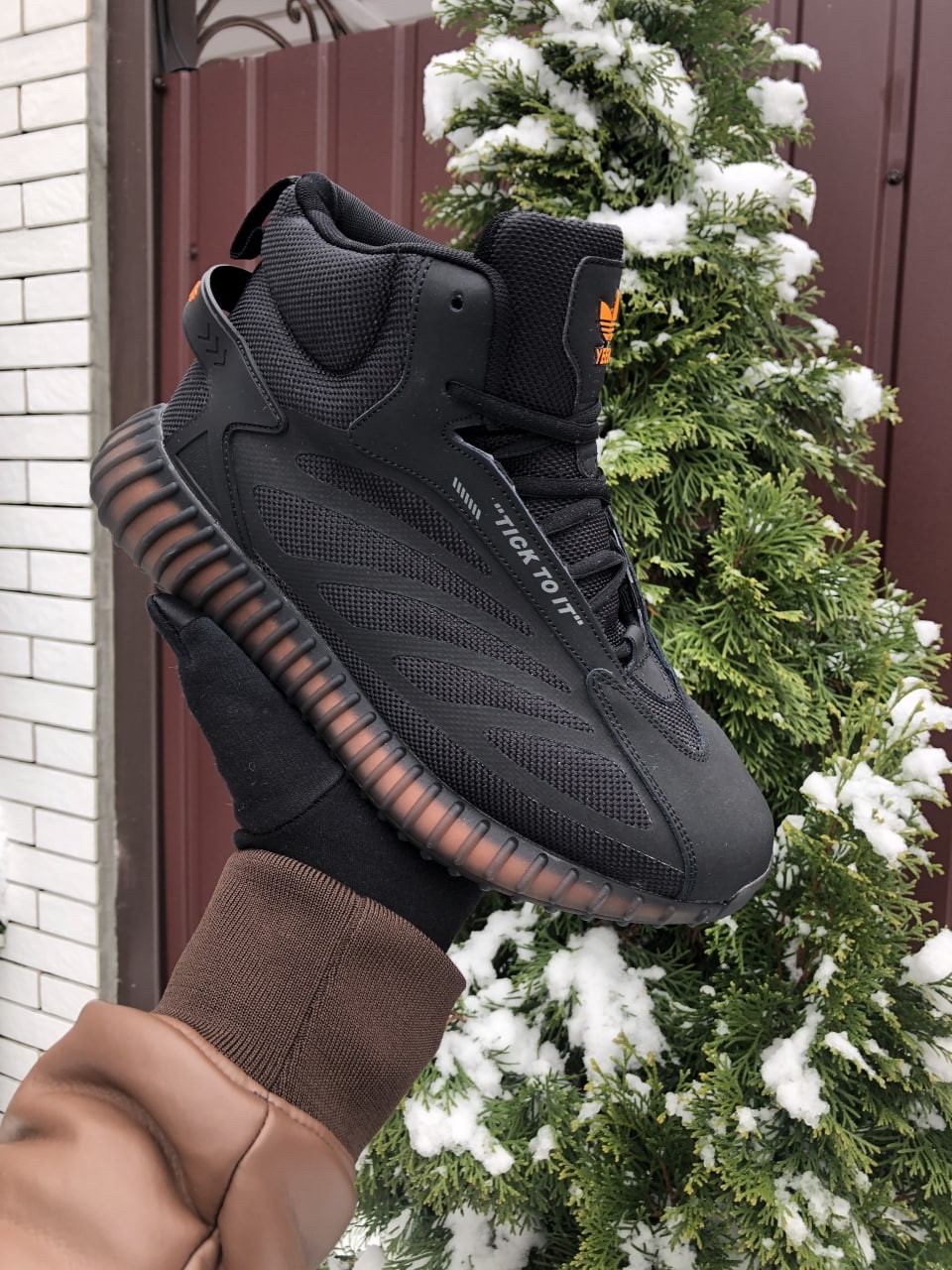 Чоловічі зимові кросівки Adidas Yeezy Boost Шкіра Нубук