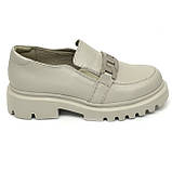 Жіночі шкіряні лофери бежевого кольору MIDA 210969(14) розмір 36, фото 4