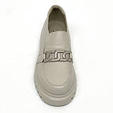 Жіночі шкіряні лофери бежевого кольору MIDA 210969(14) розмір 36, фото 3