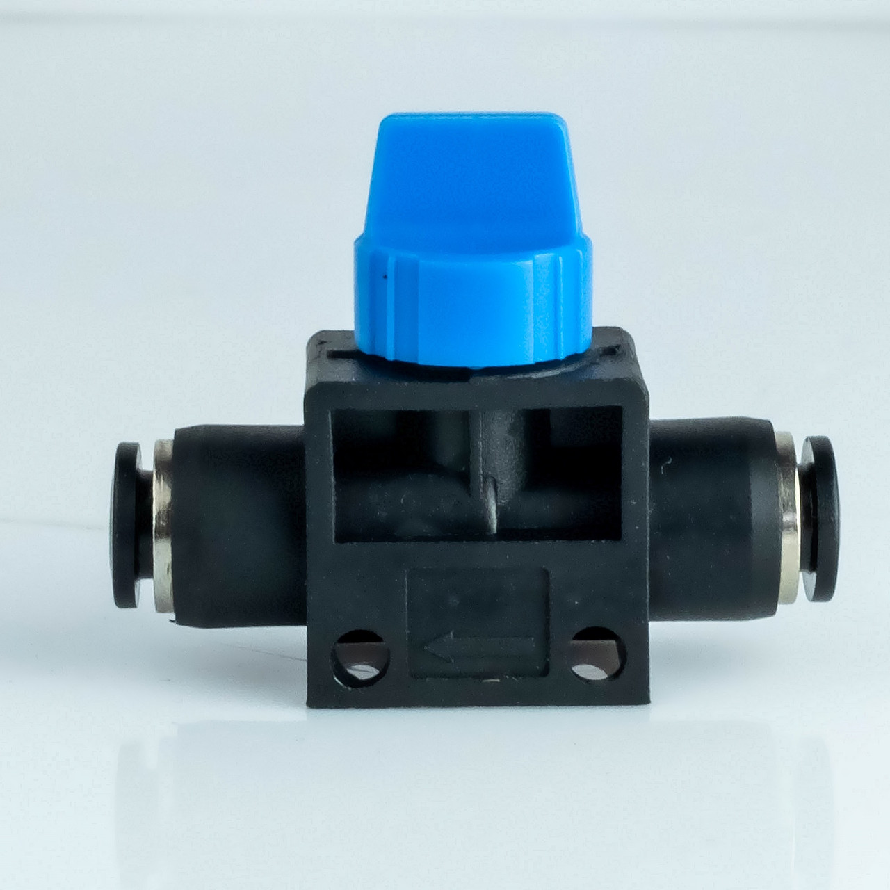 Кран пневматичний HVFF 06-06B під трубку D6 синій