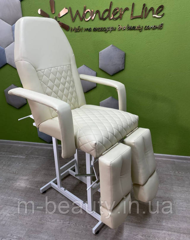 Крісло кушетка для педикюру Педикюрне крісло для навчальних центрів та училищ- купити у нас