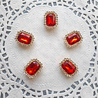 Металлический декор Красный Кристалл в золотом стразовом ободке 1.7 на 1.4 см