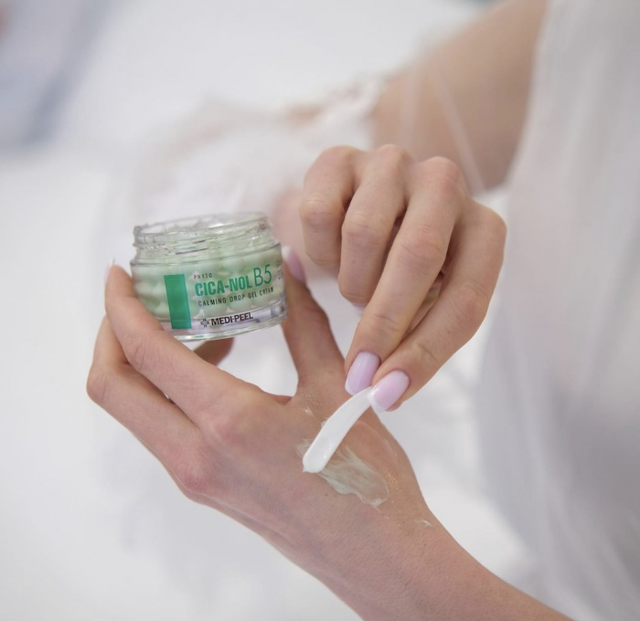 Заспокійливий капсульний крем-гель Medi-Peel Phyto CICA-Nol B5 Calming Drop Gel Cream