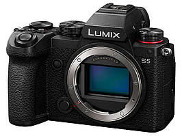 Цифрова Фотокамера Panasonic LUMIX S DC-S5EE-K Body