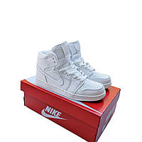 Новинка! Кроссовки Nike Air Jordan 1 Retro белые