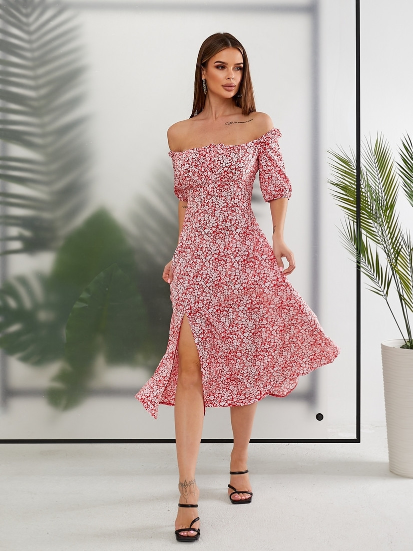 Плаття жіноче літнє довге з квітами та розрізом червоний 42-48р