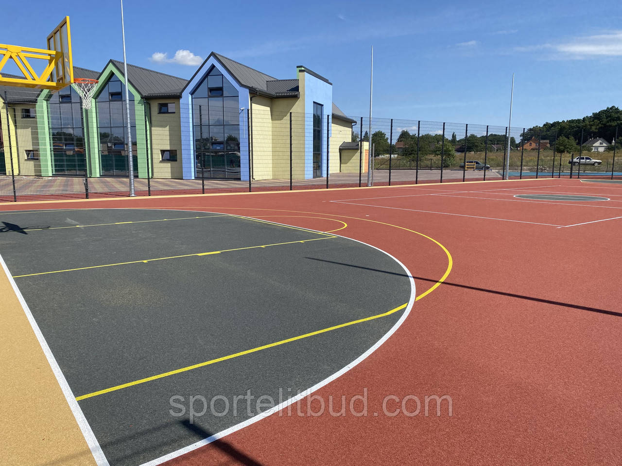 Спортивне покриття для майданчиків з EPDM Conipur 2S