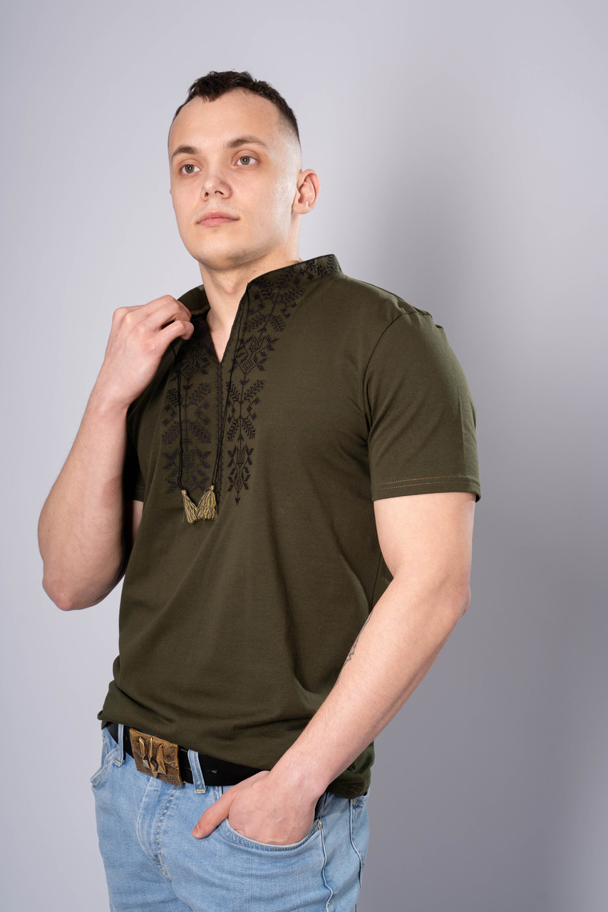 Стильная мужская футболка с вышивкой на груди в темно-зеленом цвете "Тризуб" - фото 5 - id-p1886260209