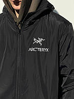 Ощутите высокий уровень защиты и комфорта с ветровкой Arcteryx Gore-Tex.