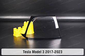 Скло заднього ліхтаря зовнішнє в крилі Tesla Model 3 (2017-2023) ліве