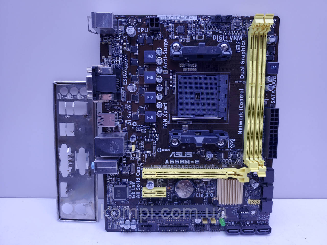 Материнська плата ASUS A55BM-E (Socket FM2+,DDR3,б/у)