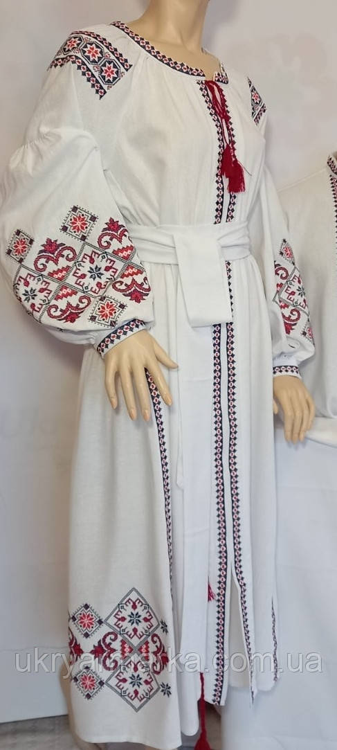 розкішна вишита сукня бохо