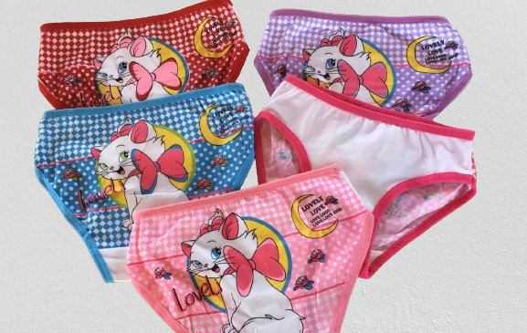 девочки в трусах  1 Плавки трусы детские на девочек 1-2 года. От 6шт по 20,50грн - заказать с  доставкой по всей Украине - 2120196598