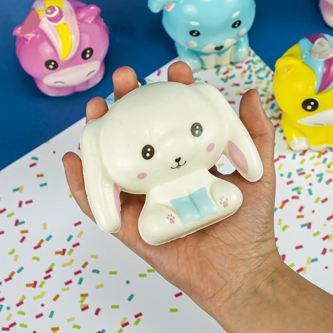 5490932185_w640_h640_549093218